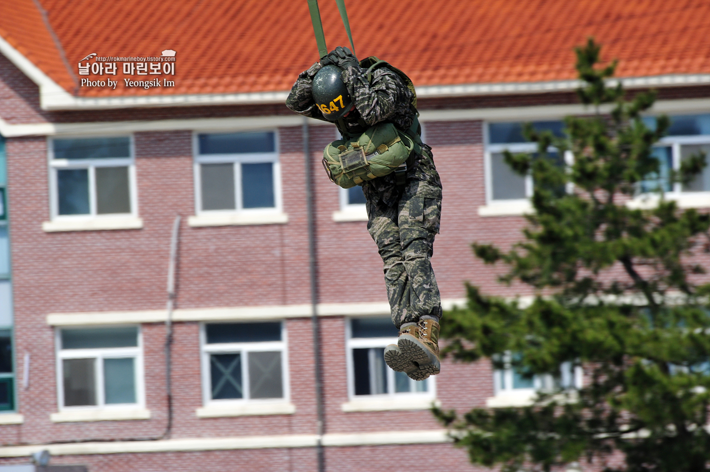 해병대 신병 1256기 3교육대 공수기초 6_1547.jpg