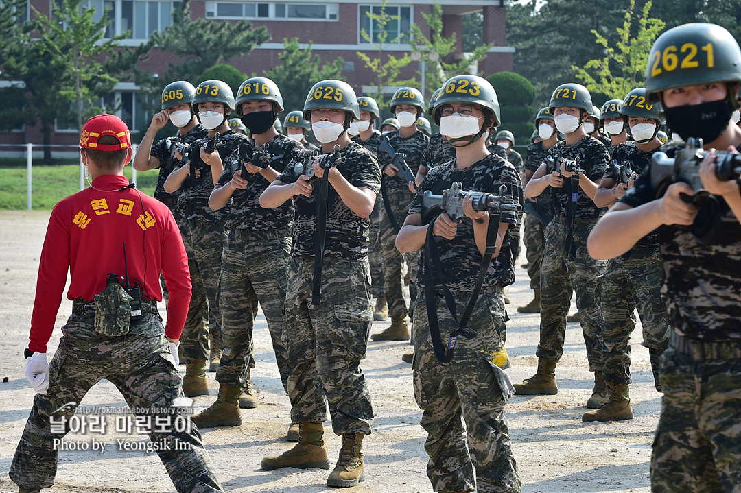 해병대 신병 1261기 2교육대 4주차_7060.jpg