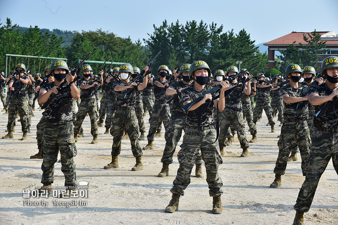 해병대 신병 1261기 2교육대 4주차_7048.jpg