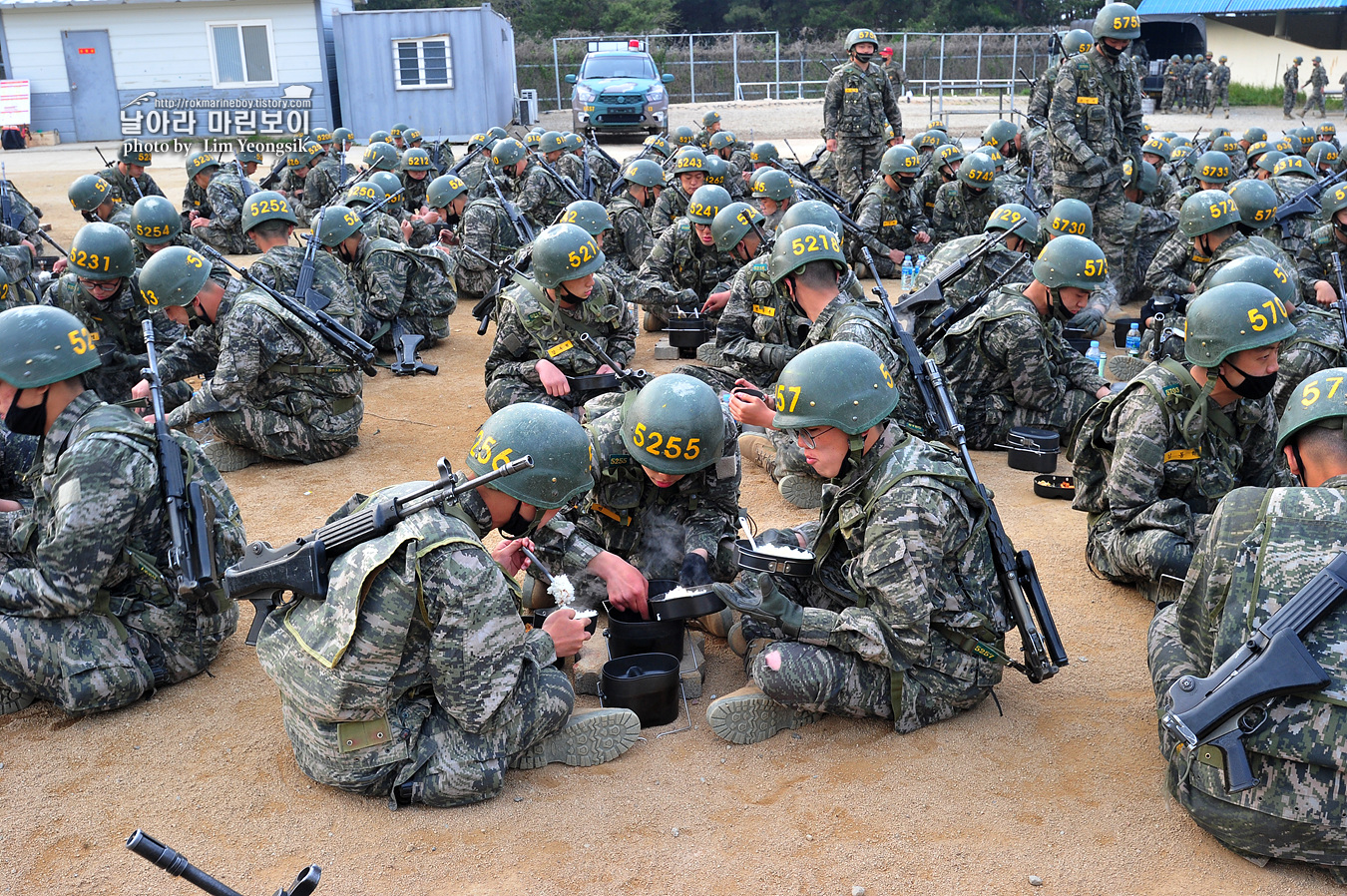 해병대 신병 1256기 5교육대 극기주 각개전투_7297.jpg