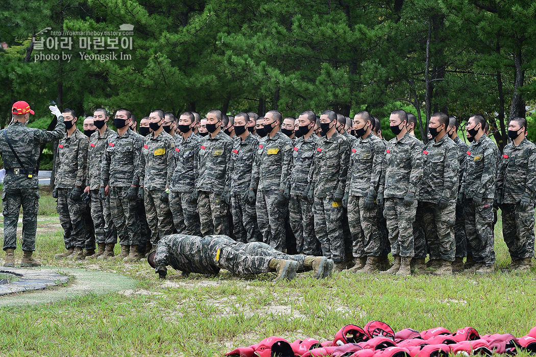 해병대 신병 1261기 2교육대 6주차_9592.jpg