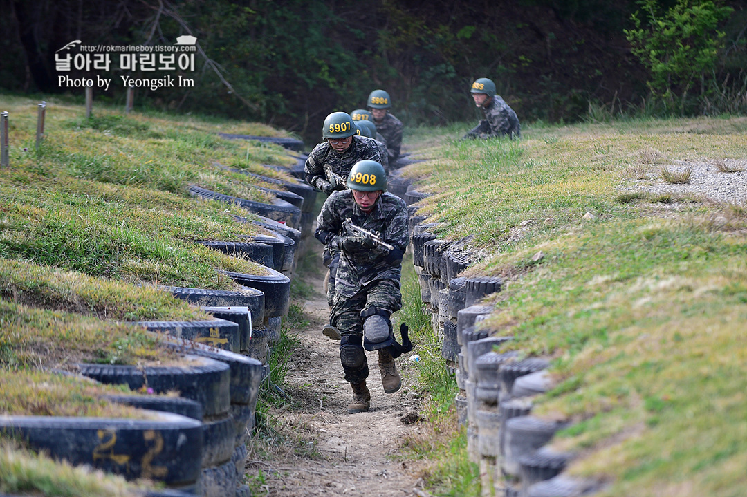 해병대 신병 1262기 5교육대 극기주 각개전투_8976.jpg