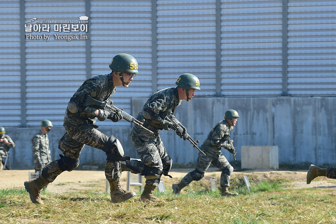 해병대 신병 1262기 5교육대 극기주 각개전투_9144.jpg