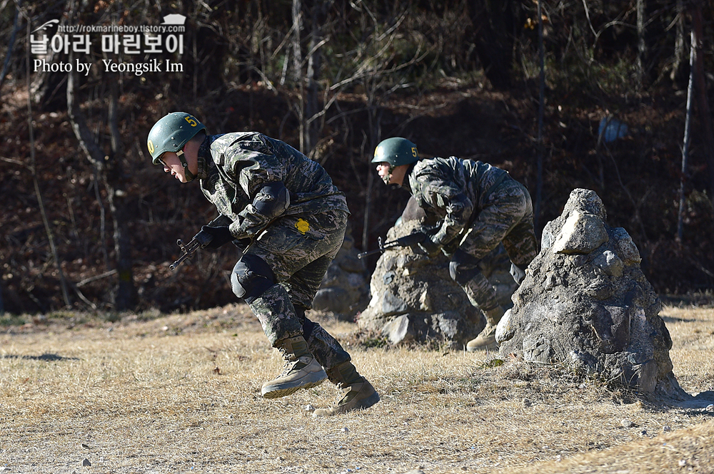 해병대 신병 1264기 5교육대 극기주 각개전투7_4509.jpg