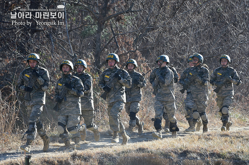 해병대 신병 1264기 5교육대 극기주 각개전투6_4504.jpg