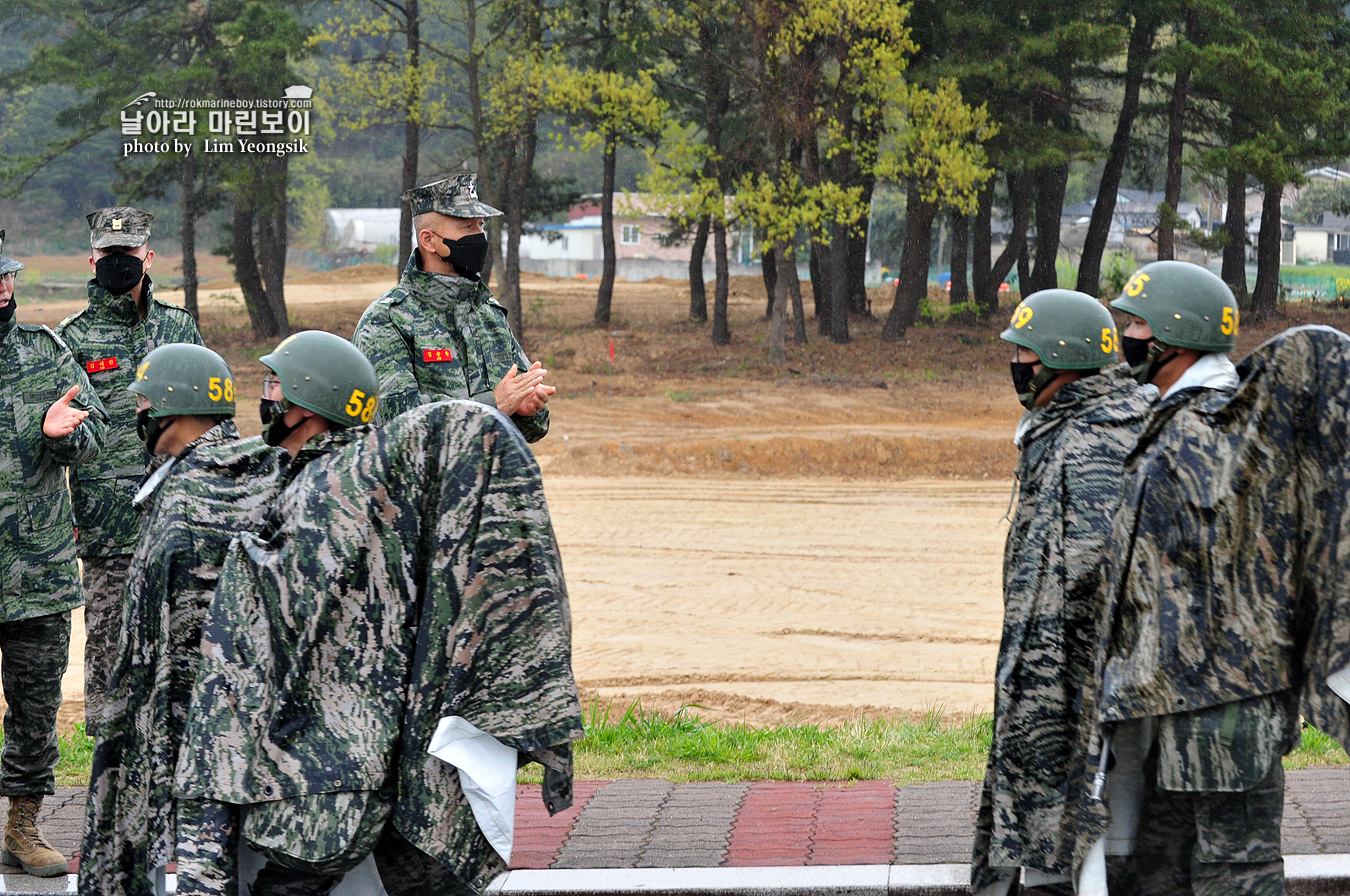 해병대 신병 1256기 극기주 빨간명찰수여식_6032.jpg