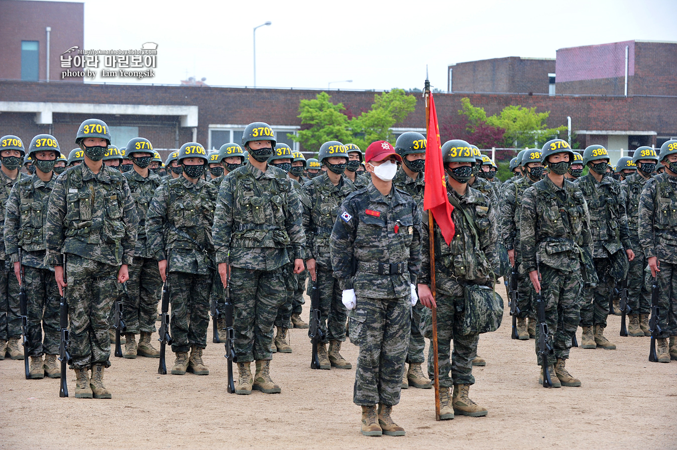 해병대 신병 1256기 극기주 빨간명찰수여식_6119.jpg