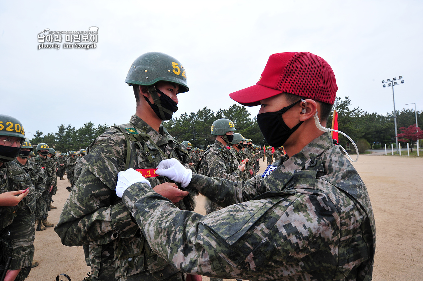 해병대 신병 1256기 극기주 빨간명찰수여식_6134.jpg