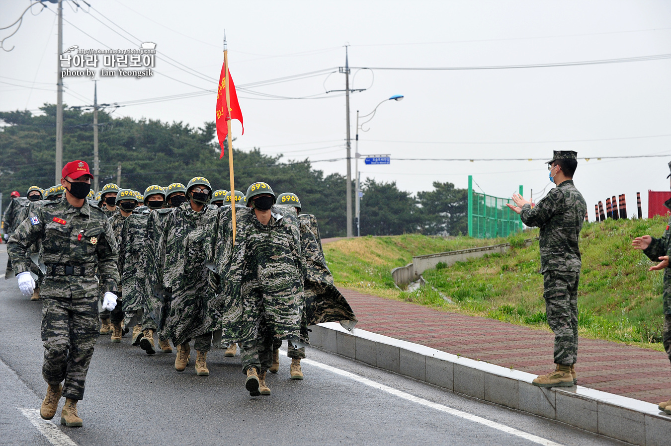 해병대 신병 1256기 극기주 빨간명찰수여식_6007.jpg