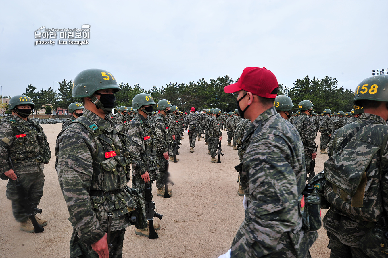 해병대 신병 1256기 극기주 빨간명찰수여식_6138_8.jpg