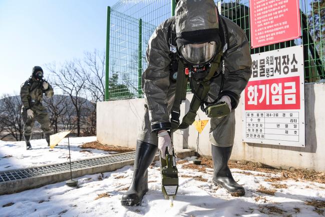 대대급 전술훈련 병행 화생방 초동조치 경연대회 실시.jpg