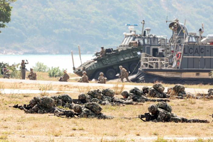 [2023 코브라골드 연합훈련] 해상돌격 주도했다 무적해병 보여줬다 4.jpg