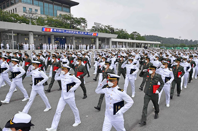 해군해병대 사관후보생 임관 2.jpg