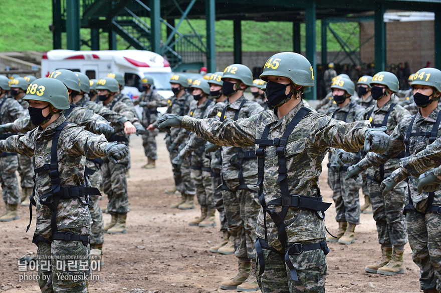 신병 1273기 2교육대 극기주 유격기초_4010.jpg