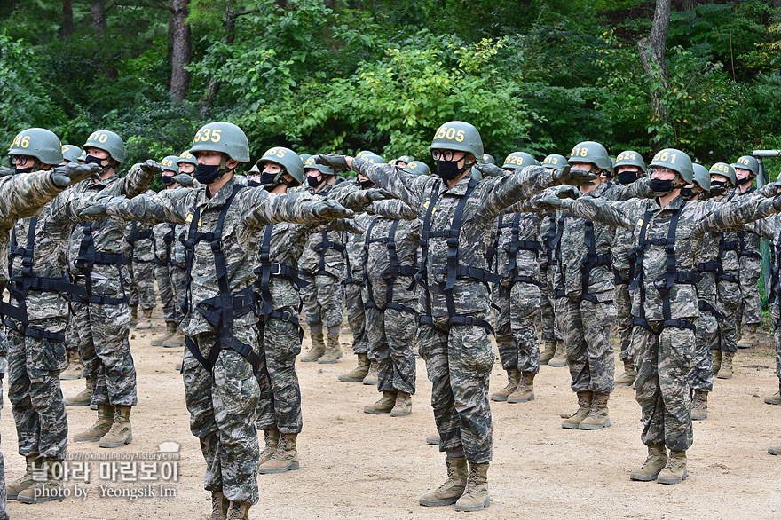 신병 1273기 2교육대 극기주 유격기초_4029_1.jpg