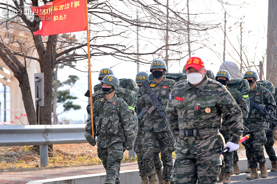 신병1287기1교육대빨간명찰_3082.jpg