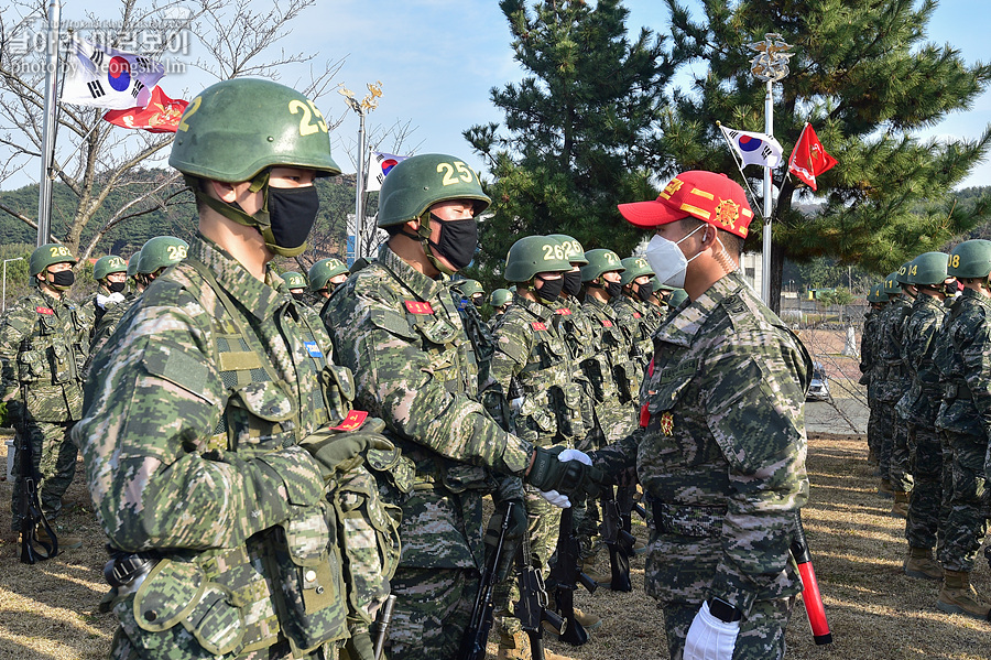 신병1287기1교육대빨간명찰_7488.jpg