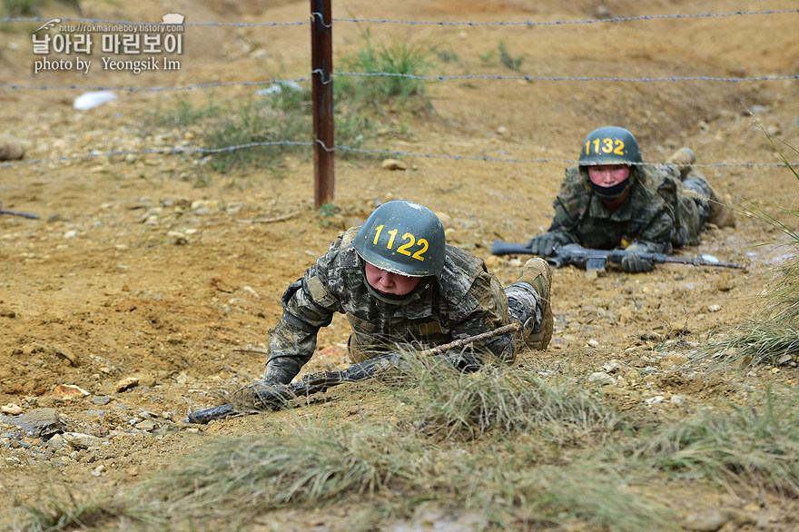 신병 1273기 1교육대 극기주 각개전투1_4081.jpg