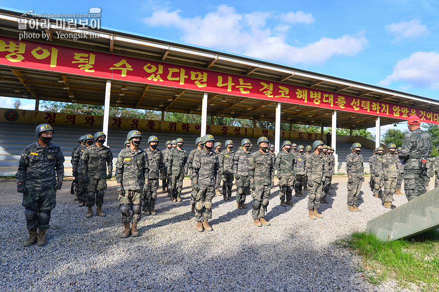 신병 1273기 1교육대 극기주 각개전투2_1021.jpg