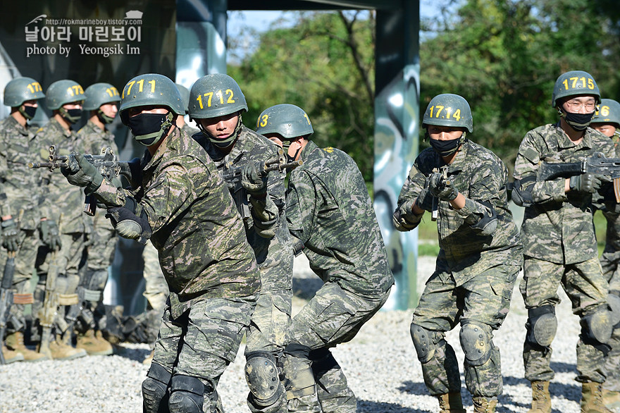 신병 1273기 1교육대 극기주 각개전투2_4334.jpg