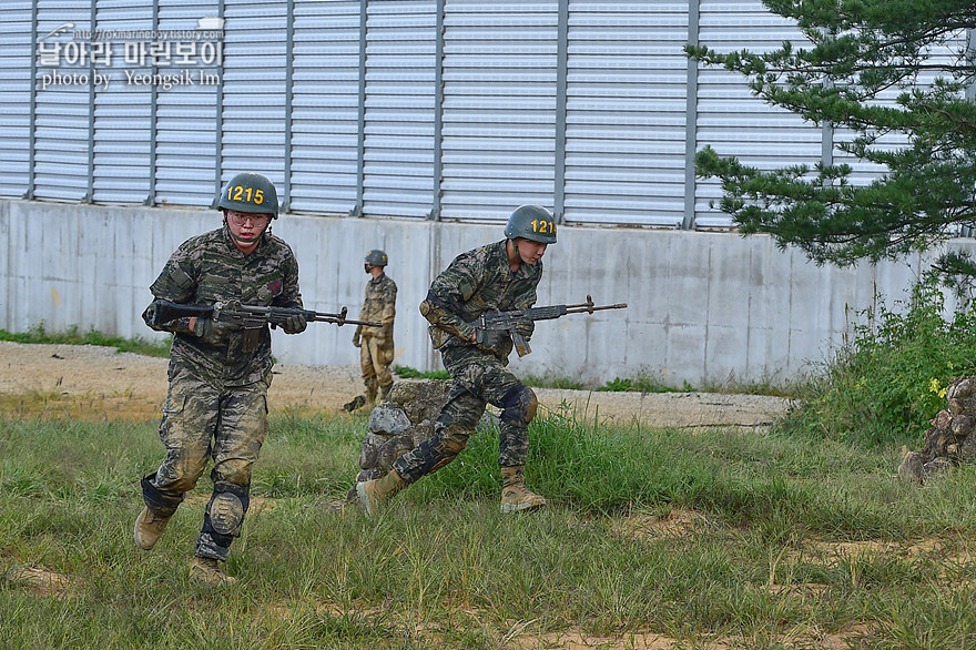 신병 1273기 1교육대 극기주 각개전투1_4195.jpg