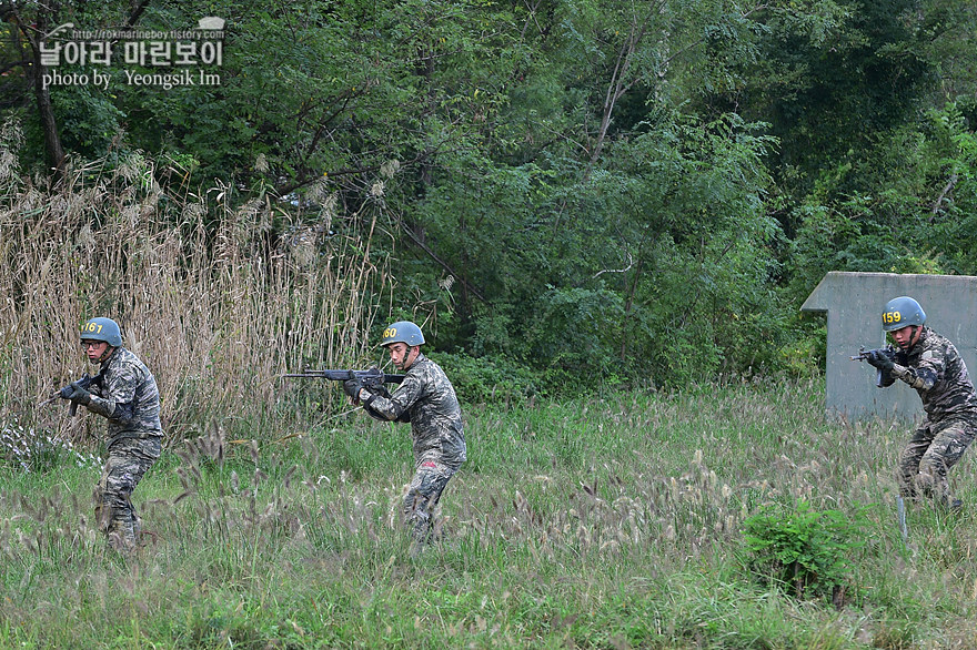 신병 1273기 1교육대 극기주 각개전투1_4091.jpg