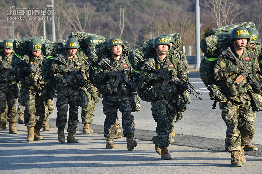 신병1301기 4주차 수류탄3_1528.jpg