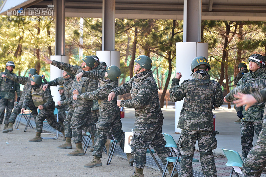 신병1301기 4주차 수류탄2_1005.jpg