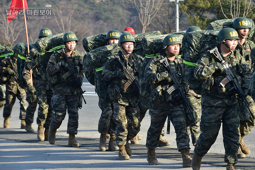 신병1301기 4주차 수류탄3_1551.jpg