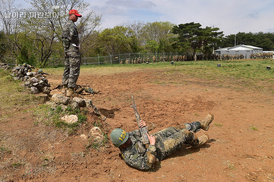 신병1291기극기주_각개전투_5216.jpg