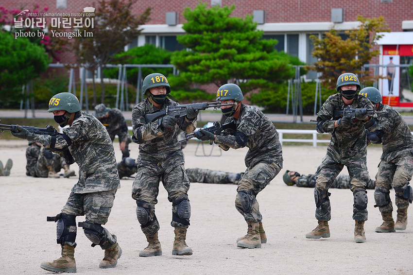 신병 1271기 1교육대 극기주 각개전투8_0082.jpg