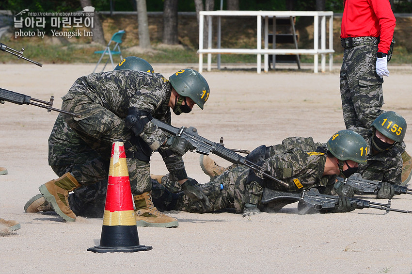 신병 1271기 1교육대 극기주 각개전투1_9561.jpg