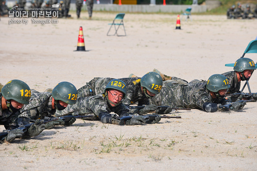 신병 1271기 1교육대 극기주 각개전투2_9544.jpg