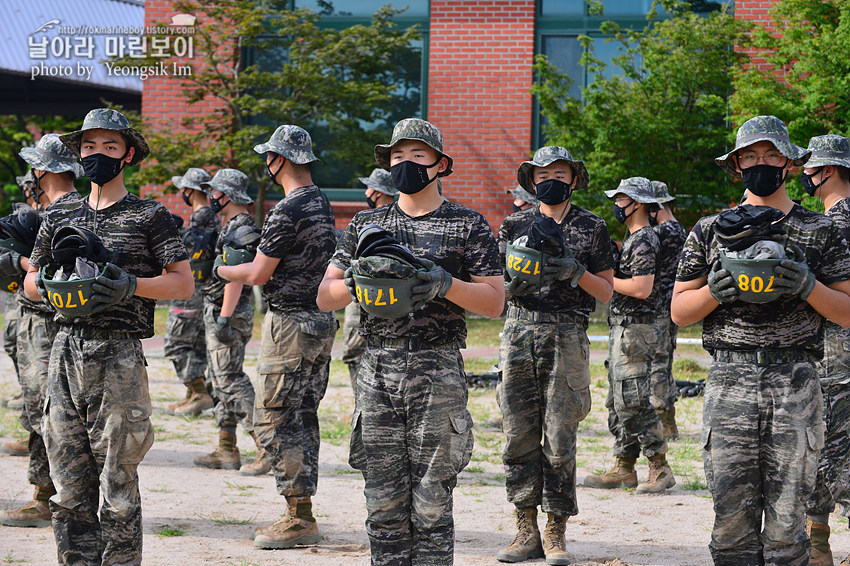 신병 1271기 1교육대 극기주 각개전투7_9904.jpg