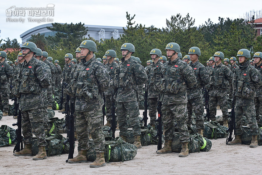 신병1301기_빨간명찰수여식_2584.jpg