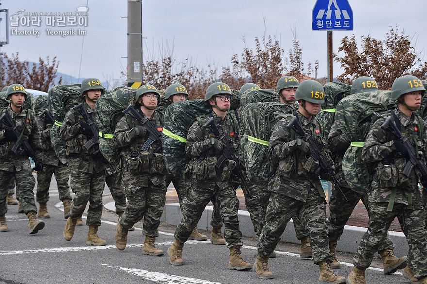 신병1301기_빨간명찰수여식_2502.jpg