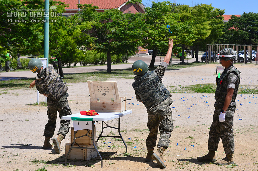 신병1293기1교육대5주차훈련_수류탄_1560.jpg