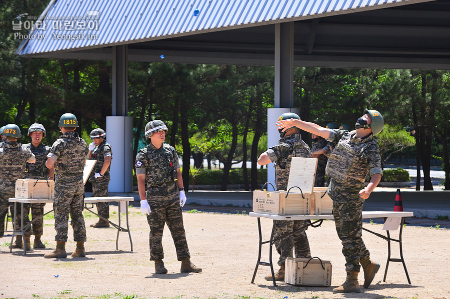 신병1293기1교육대5주차훈련_수류탄_1529.jpg