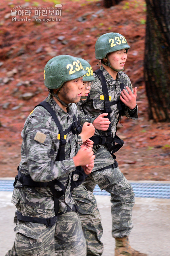 신병1291기2교육대극기주_유격기초_4826.jpg