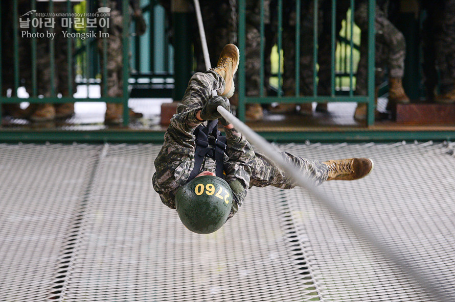 신병1291기2교육대극기주_유격기초_4787.jpg