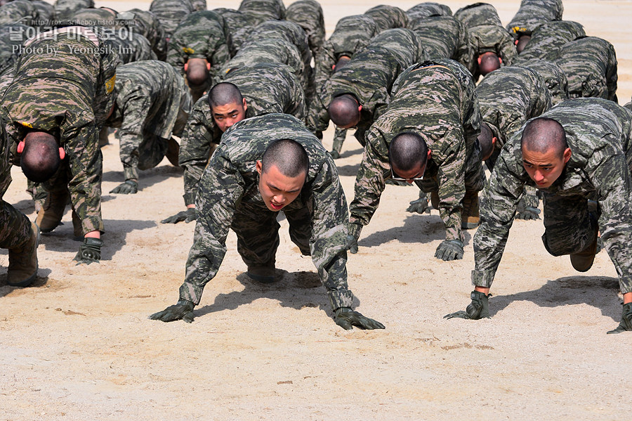 해병대신병1291기2교육대모음_1_1160.jpg