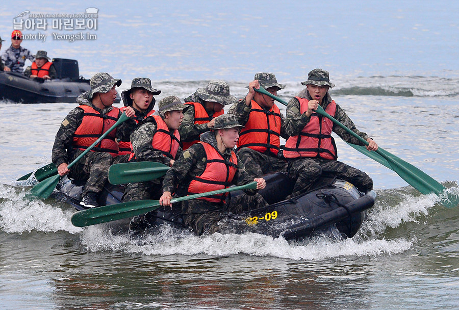 신병1297기1교육대4주차_해상훈련_1805.jpg