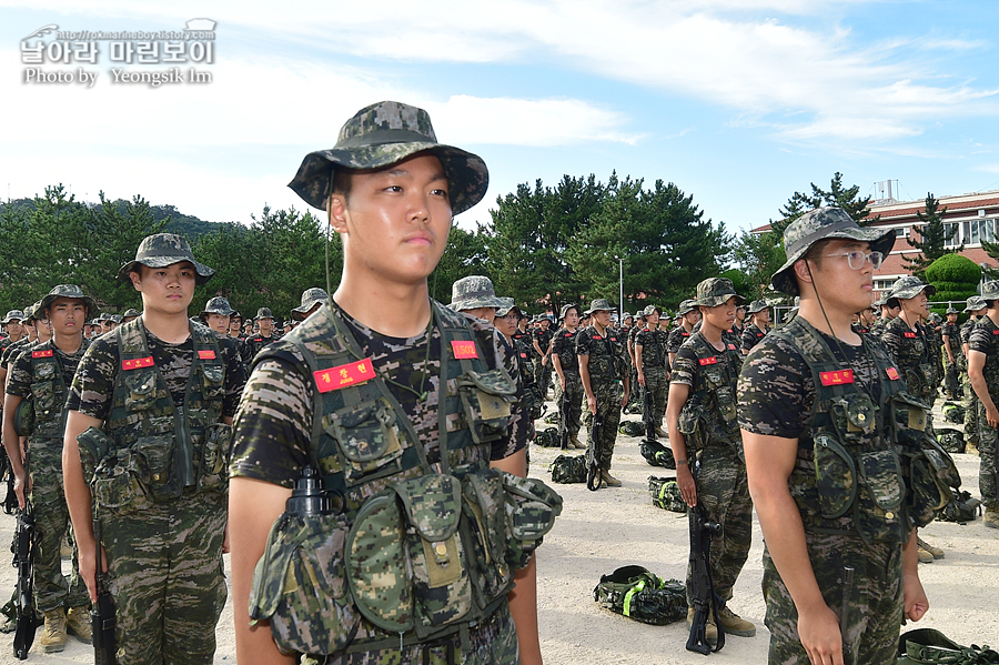 신병1295기 빨간명찰수여식_8857_11.jpg