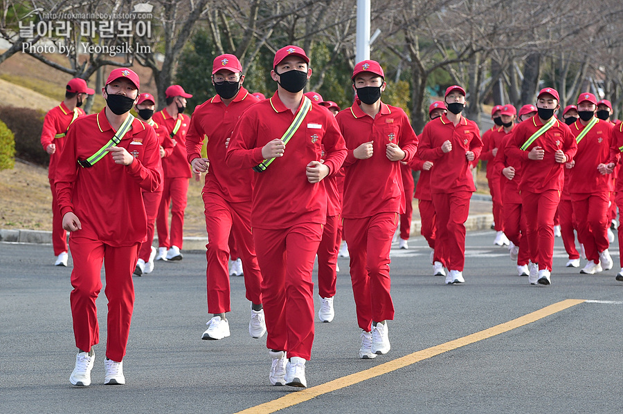 신병 1267기 1교육대 3주차 달리기 사진 임영식_5908.jpg