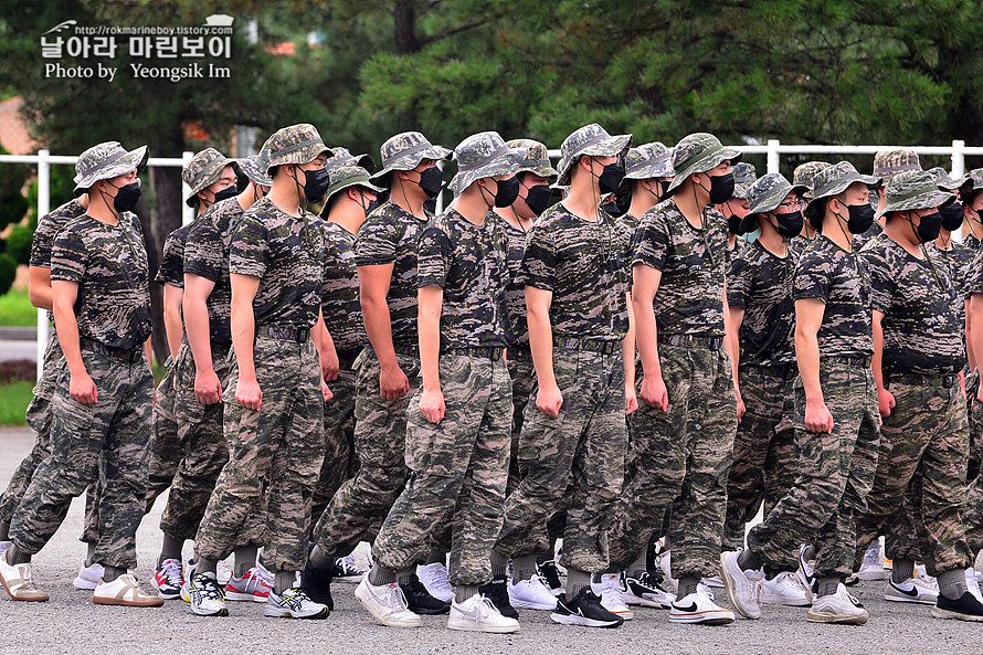 신병1297기2교육대1주차_제식훈련_0288.jpg