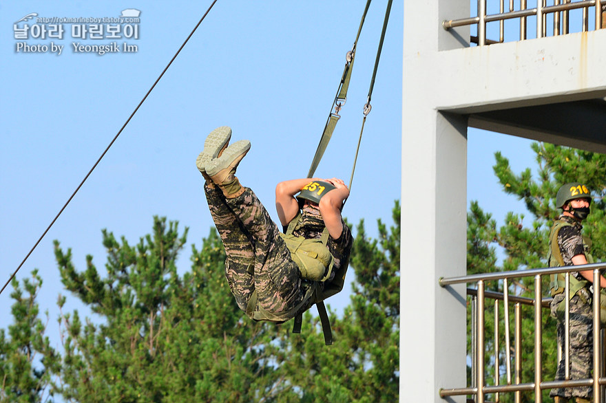 신병 1271기 2교육대 5주차 공중돌격2_8890.jpg