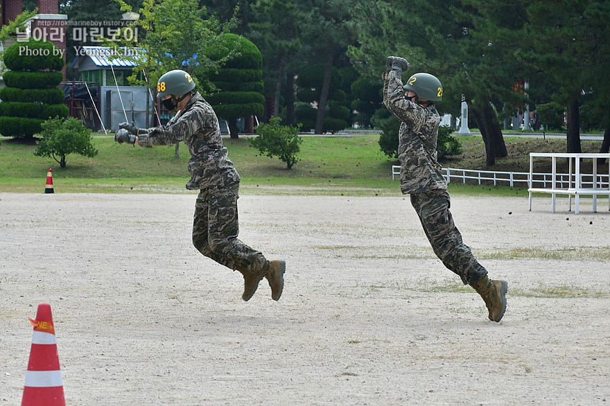 해병대 신병 1273기 2교육대 4주차 전투체력1_1986.jpg