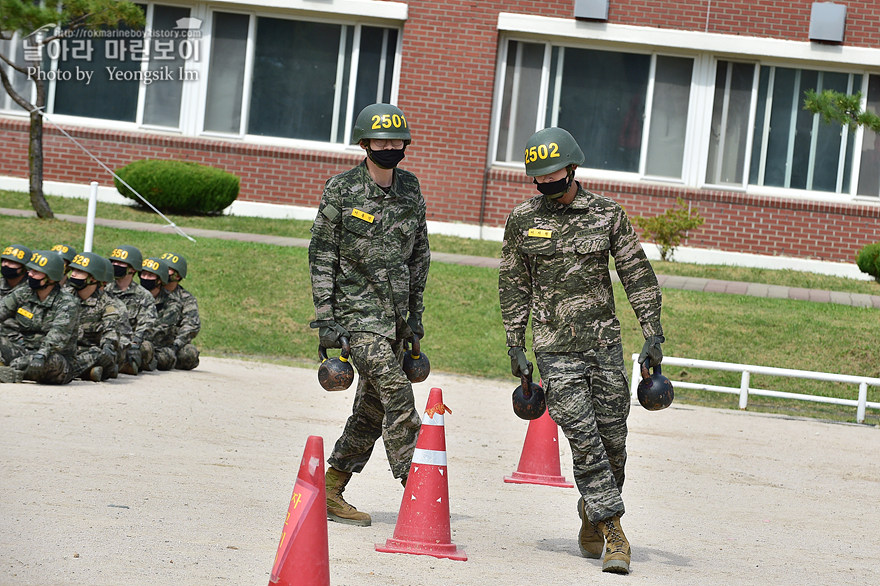 해병대 신병 1273기 2교육대 4주차 전투체력1_1915.jpg