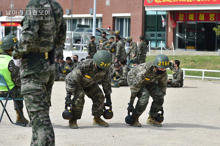 해병대 신병 1273기 2교육대 4주차 전투체력1_2071.jpg