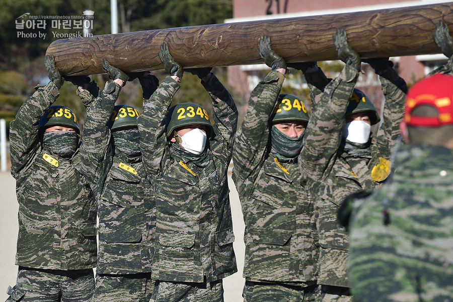 신병 1277기 2교육대 3주차 목봉격투봉_8190.jpg